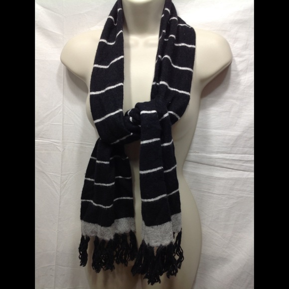 Merona Accessories - MERONA striped scarf